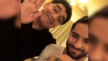La noticia de la muerte de uno de los futbolistas más importantes de la historia generó todo tipo de mensajes y dedicatorias en las redes sociales.