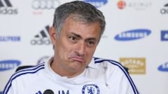 Chelsea manager Jose Mourinho speaks to the press during a Chelsea Press Conference. (Photo by Ian Walton/Getty Images)