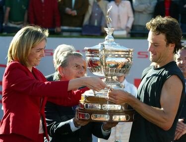 Carlos Moya ganador en 2003.