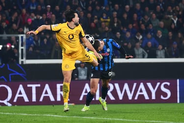 Así quedó el rostro de Nikola Krstović: patada... y a octavos