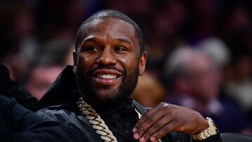 Feb 7, 2023; Los Angeles, California, USA; American boxer Floyd Mayweather attends the game between the Los Angeles Lakers and the Oklahoma City Thunder in the first half at Crypto.com Arena. Mandatory Credit: Gary A. Vasquez-USA TODAY Sports