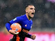 Soccer Football - Serie A - Inter Milan v Pisa SC - San Siro, Milan, Italy - January 23, 2026 Inter Milan's Lautaro Martinez celebrates scoring their second goal REUTERS/Daniele Mascolo TPX IMAGES OF THE DAY