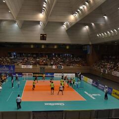 España ilusiona con una victoria ante México en su debut