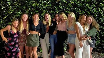 Las chicas de Seven of the sea en una fiesta en California. 