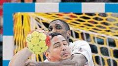 Hombrados y Belaustegui rescataron a la Selección