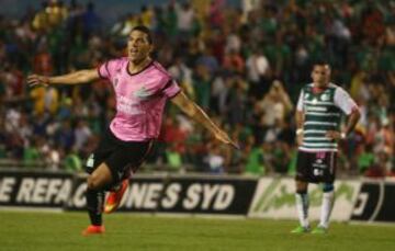 Isaac Díaz, hoy en el fútbol mexicano y con pasado azul, sonó como alternativa para volver.