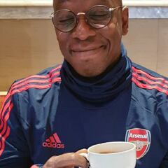 La leyenda del Arsenal Ian Wright confiesa que perdió "tarde" la virginidad