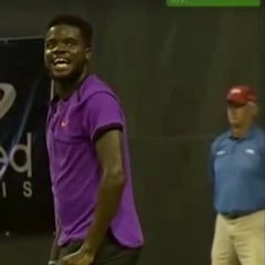 Los gritos de una relación sexual interrumpen un partido de tenis