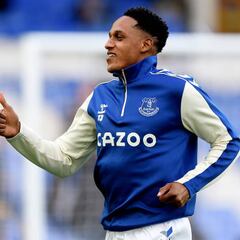 Robinson sugiere a Everton retener a Yerry Mina y renovar su contrato
