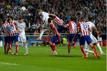 El Atlético ha ganado casi todos los torneos que ha disputado excepto uno: la Champions League. Cuenta con 10 ligas, 10 Copas del Rey, 2 Europa League, 2 Supercopas de Europa, 1 Recopa y una Intercontinental, pero nunca ha levantado la Orejona, ya que ha perdido sus tres finales disputadas: una ante el Bayern Múnich y dos frente a su máximo rival, el Real Madrid.