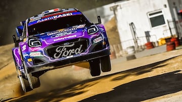 Loeb lidera y Dani Sordo remonta