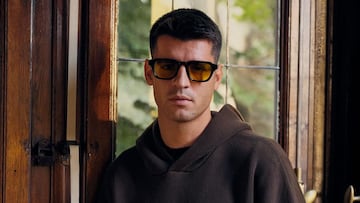 Morata se apunta al furor por las gafas con cristal amarillo
