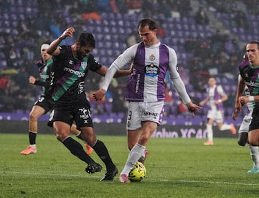 Un punto que da calma al Málaga