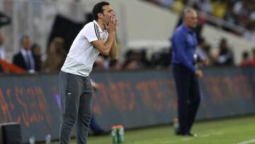 El presidente de la AFA, Claudio Tapia, reiteró hoy que “a fin de año” se conocerá el técnico del seleccionado, que encabezará un proyecto “a diez años”.