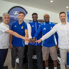 El Oviedo anuncia la renovación de dos contratos de patrocinio