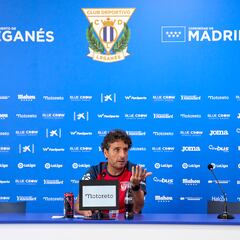 Idiakez avisa del poco tiempo de descanso y el estado del césped