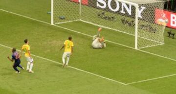 0-3. Georginio Wijnaldum anota el tercer gol.