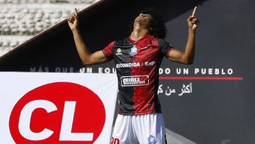 Futbol, Palestino vs Deportes Antofagasta
 Primera fecha, campeonato Nacional 2021.
 El jugador de Deportes Antofagasta Eduard Bello  celebra su gol contra Palestino durante el partido de primera division disputado en el estadio Municipal de La Cisterna de Santiago, Chile.
 28/03/2021
 Dragomir Yankovic/Photosport
 
 Football, Palestino vs Deportes Antofagasta
 First date, 2020 National Championship.
 Deportes Antofagasta&#039;s player Eduard Bello  celebrates his goal against Palestino during the first division football match held at the Municipal de La Cisterna stadium in Santiago, Chile.
 28/03/2021
 Dragomir Yankovic/Photosport