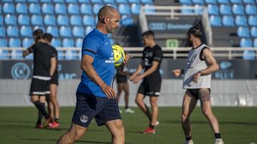 El futuro de Jémez en el Ibiza se abordará desde la semana que viene