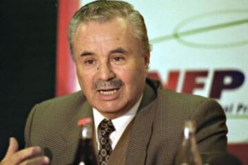 Pedro Morales tiene tres títulos por Torneos Nacionales. En 1974, como técnico de Huachipato; en 1976, en Everton; y en 1979, con Colo Colo.