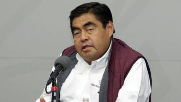 Gobernador de Puebla dice que los pobres son 'inmunes' al coronavirus