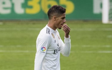 La defensa A del Madrid se cae y el Plan B, en la enfermería