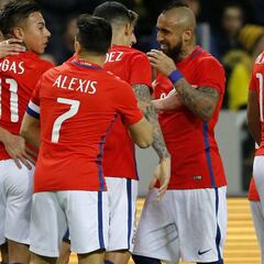 Alexis y Vidal lideran lista de cracks que no estarán en Rusia