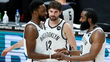 NBA: Nets keep up pressure on 76ers, LeBron-less Lakers lose again