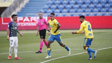 Araujo rescata a Las Palmas