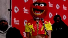 Mack Hollins turns heads with extravagant outfit ahead of AFC Championship game