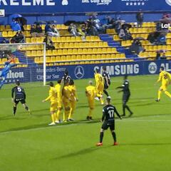 Ontiveros revoluciona Segunda con su 'folha seca' a lo Cristiano