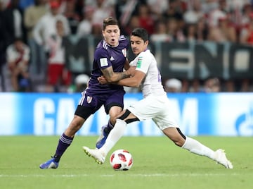 Rafael Santos Borré fue titular con River Plate frente al Al Ain, mientras que Juan Fernando Quintero ingresó al minuto 10 del segundo tiempo.