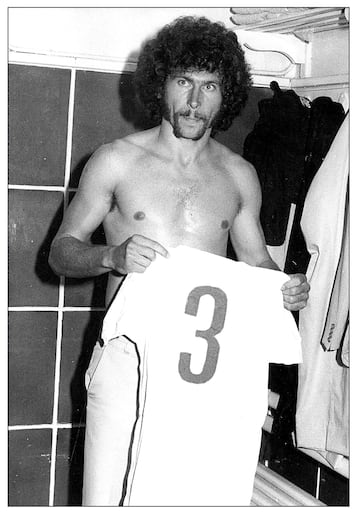 En 1974 ficha por el Real Madrid 