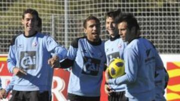 <b>GOLEADORES. </b>Roberto y Gilvan tienen la responsabilidad de acabar con la sequía del Huesca en casa.