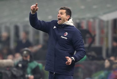 Thiago Motta está entrenando ahora mismo en Italia, en el Bolonia. La temporada en la Serie A está siendo sobresaliente, teniendo al equipo séptimo, a tan solo un punto de puestos europeos y a solo dos de poder meterse en Champions.