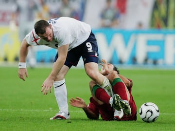 El futbolista inglés no tuvo una actuación muy notable durante el Mundial de 2006. Fue expulsado en el partido de cuartos de final ante Portugal por un pisotón a Ricardo Carvalho. Inglaterra acabó perdiendo en la tanda de penaltis.