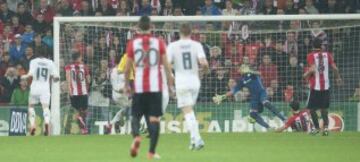 Gol 1-2 de Benzema