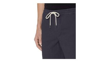 Este pantalón corto de algodón y entallado está disponible en 22 colores