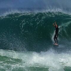 Así es un domingo de buenas olas en Las Landas