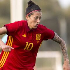 Jenni Hermoso: “Empecé a los seis años y jugando con niños”