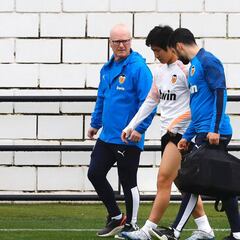 Kang In da el susto y Coquelin no entrena