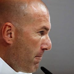 Zidane reconoce que Benzema "está bloqueado"