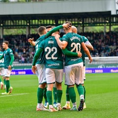 El Racing de Ferrol, a un triunfo de su mejor temporada en Segunda este siglo