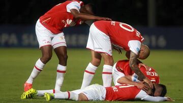 Santa Fe viajó a Paraguay y espera celebrar ante Cerro Porteño.