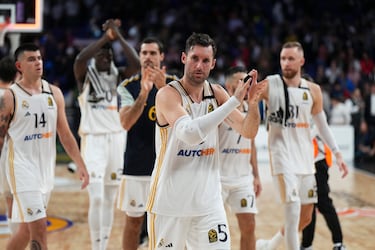 
Aunque el mallorquín se estrenó en la Euroliga con el Joventut (2006-07), fue peso pesado en los tres títulos europeos que conseguiría el Real Madrid años después (2015, 2018 y 2023) de las ocho Final Four que disputó. Un jugador con muy buena puntería y muy intenso en defensa: es el quinto en triples anotados (594) y tercero en robos (367).
