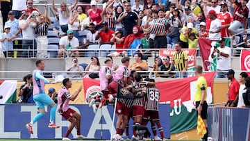 ORLANDO, FLORIDA - JULY 04: Hercules #35 of Fluminense FC celebrates scoring his team's second goal with teammates during the FIFA Club World Cup 2025 quarter final match between Fluminense FC and Al Hilal at Camping World Stadium on July 04, 2025 in Orlando, Florida. Megan Briggs/Getty Images/AFP (Photo by Megan Briggs / GETTY IMAGES NORTH AMERICA / Getty Images via AFP)