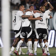 Dos paraguayos para Colo Colo