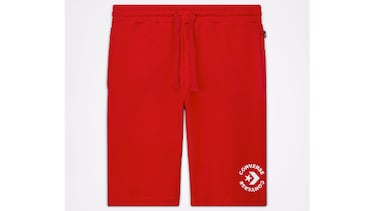 Viste en verano con Converse y sus dise?os atrevidos en ropa y accesorios