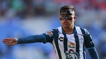 Érick Sánchez durante un partido con los Tuzos del Pachuca.