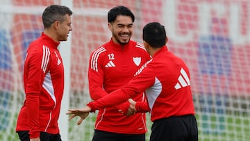 Azpilicueta y Suazo, dos de los apercibidos, junto a Alexis.